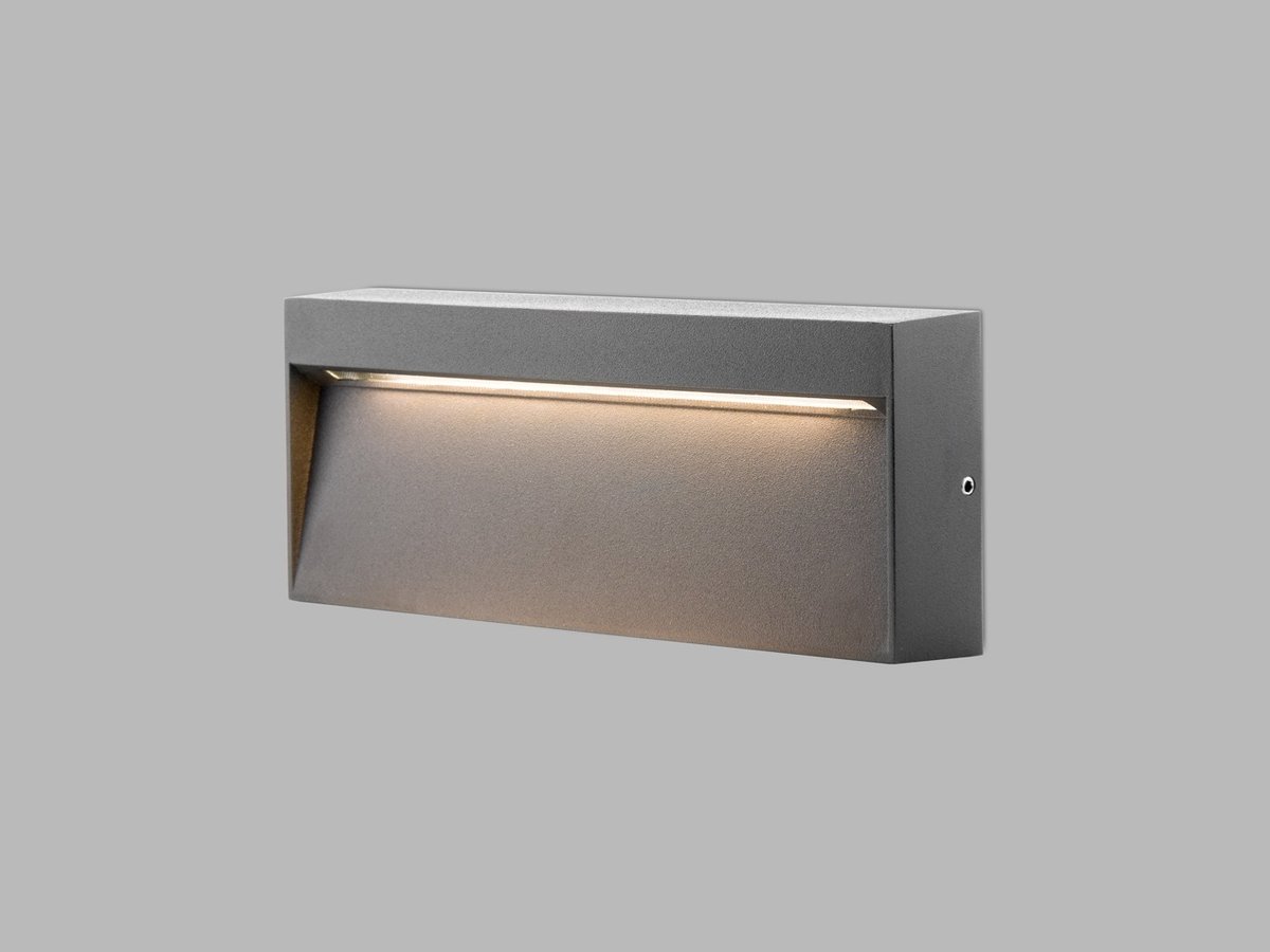 STEP ON Q L, A LED2 5130634DT STEP ON Q L, A TRIAC 6W 3000K