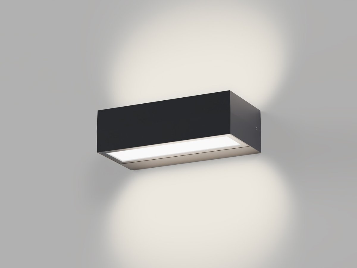 KVADER II, A LED2 5238354 KVADER II, A 10/2x5W 3000K/3500K/4000K